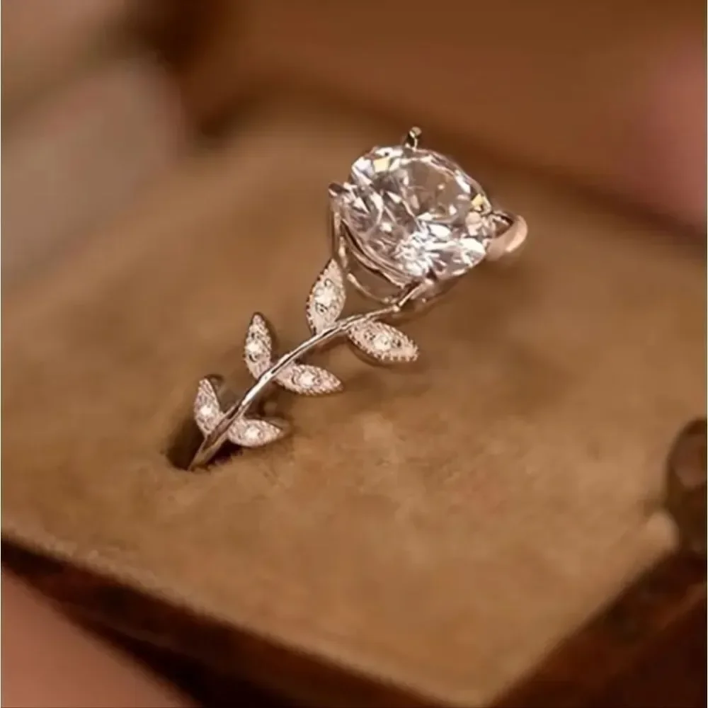 Ladies Graceful Lab Created Diamond Leaf Ring sz 8